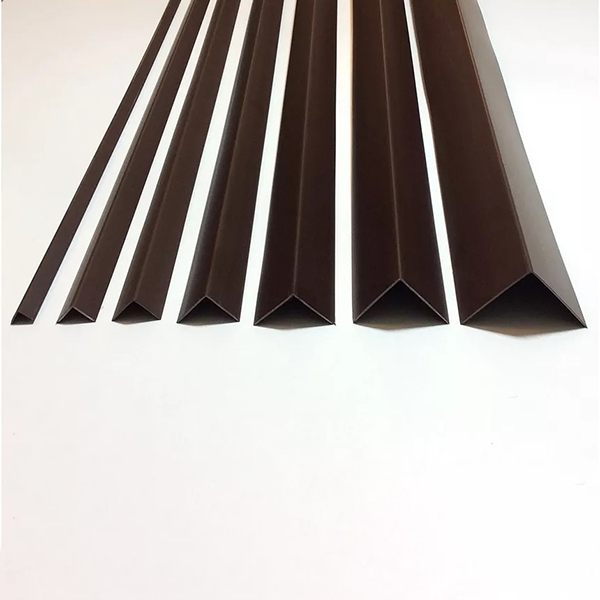 90 Degree 2.5m Long PVC Plastic Corner Angle Trim 