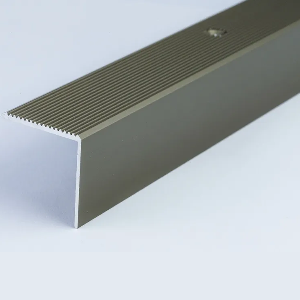 900mm Anti Non Slip Anodized Aluminium Stair Edge Nosing Trim For All Floors